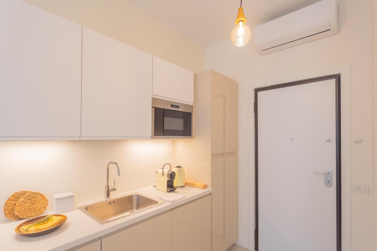 Enchanted Como Lake - City Apartment 2 By Rent All Como Luaran gambar
