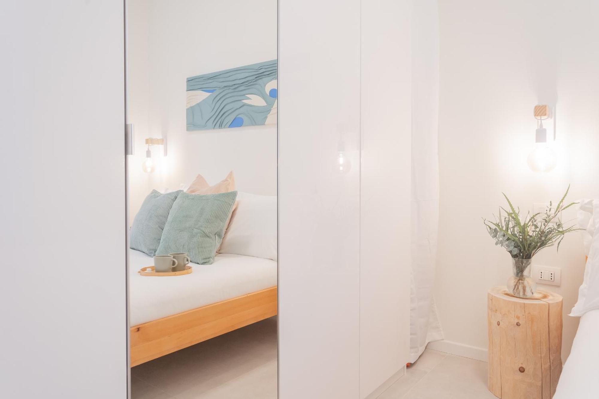 Enchanted Como Lake - City Apartment 2 By Rent All Como Luaran gambar